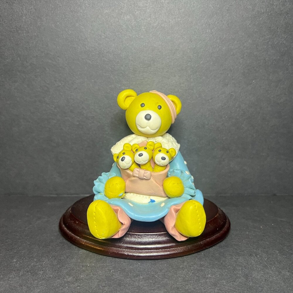 VTG Whimsical Decorative Multicolor Clay Art Mama Bear w/ 3 Cubs Figurine 3.5"